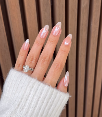 <![CDATA[How to Copy Hailey Bieber’s Vanilla French Glaze Nails Before Everyone Else]]>