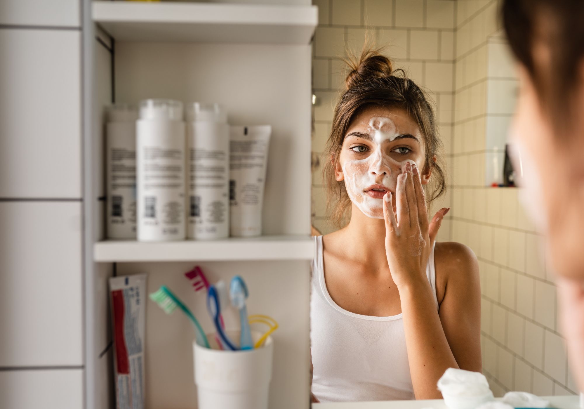 These Common Acne Mistakes Could Be Sabotaging Your Skin