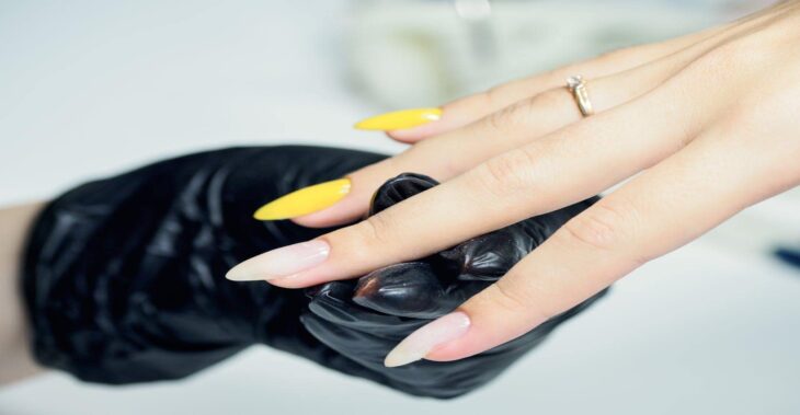 Trendy Short Almond Nail Designs for Elegant Hands