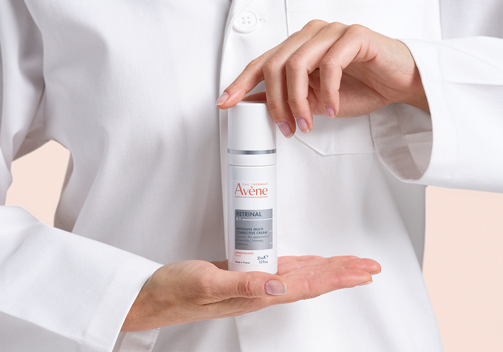 Derms Love This Fragrance-Free Retinal Cream for Smoothing Wrinkles