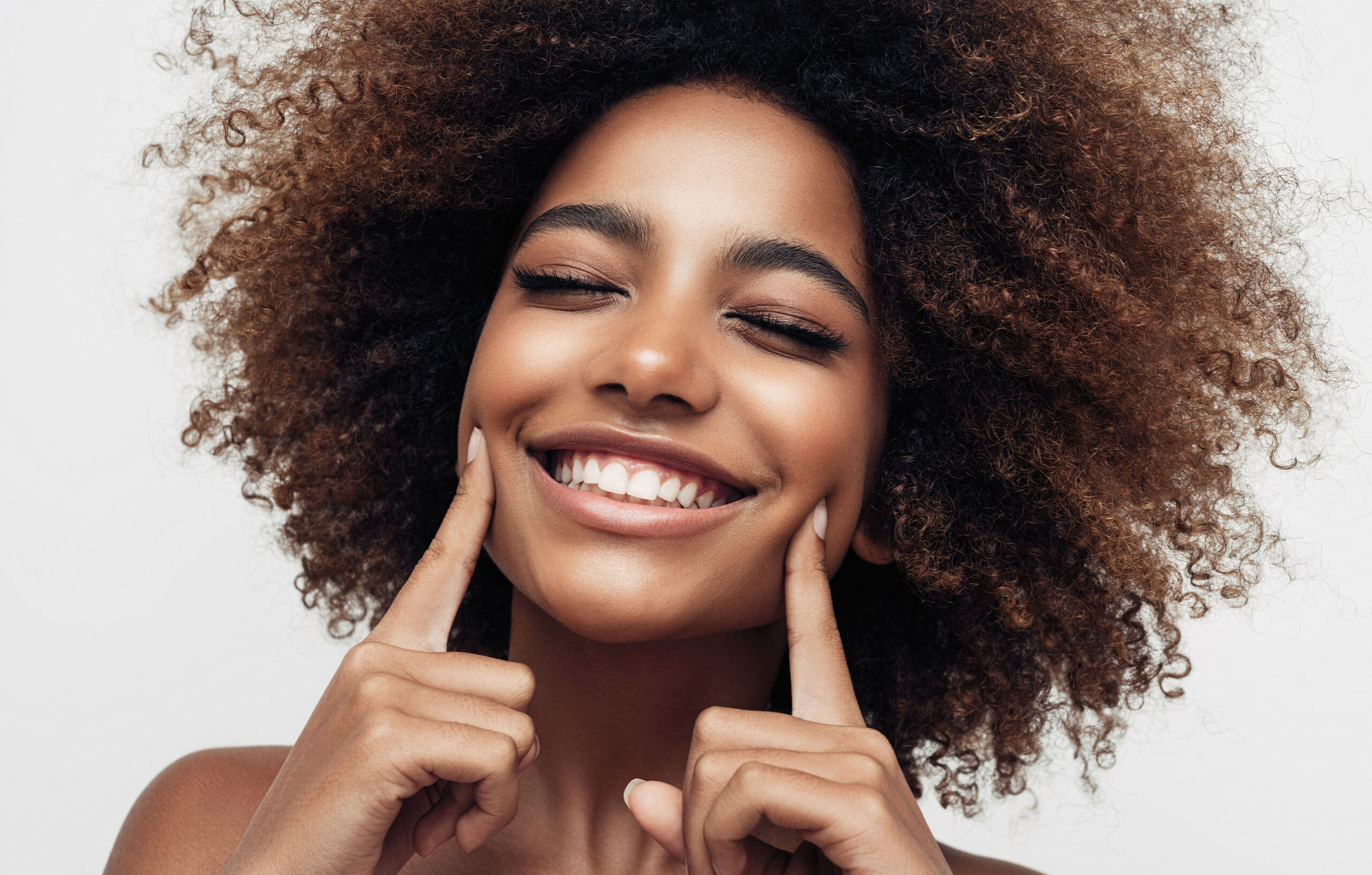 6 Smile Trends We’ll See Everywhere in 2026